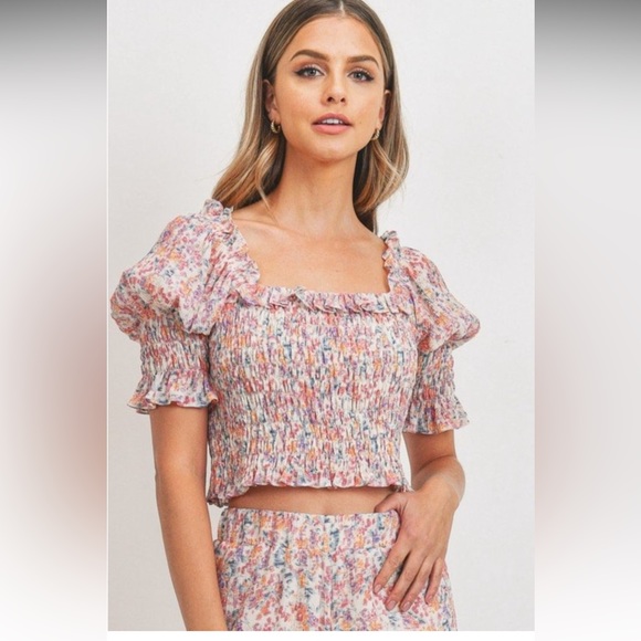 Ditsy Floral Ruffle Smocked Crop Top Matching Set - Picture 5 of 9